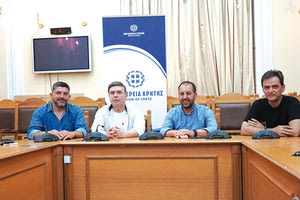 8 μεγάλες συναυλίες με τον Μανώλη Λιδάκη από την Περιφέρεια Κρήτης