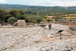 Στους αρχαιολογικούς χώρους