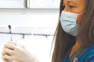 Μεγάλες οι πιέσεις για άμεση χορήγηση των δόσεων, αλλά και προβληματισμός για την ορθότητα της επίσπευσης