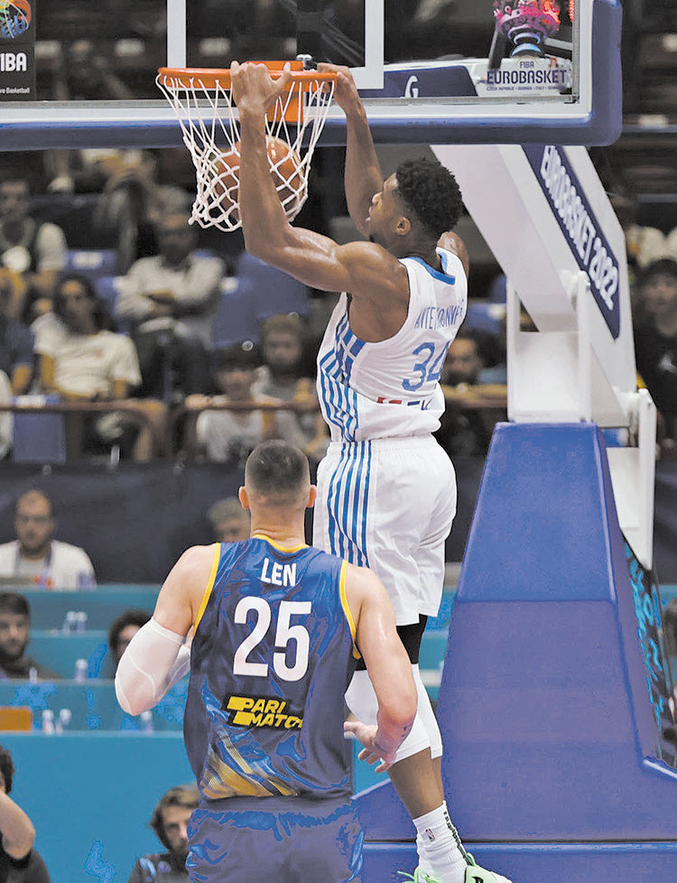   Toν... εκνεύρισαν οι Ουκρανοί στο πρώτο ημίχρονο και στο δεύτερο ο Γιάννης με ρεκόρ πόντων έδωσε τη νίκη στην Εθνική μας