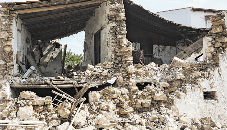 ΓΙΑ ΤΟΥΣ ΣΕΙΣΜΟΠΛΗΚΤΟΥΣ Αυξημένες τιμές, αλλά εκτός πραγματικότητας