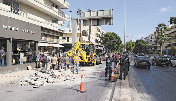 ΤΙ ΕΔΕΙΞΕ Η  ΑΥΤΟΨΙΑ Ένα δέντρο χωρίς... ρίζες
