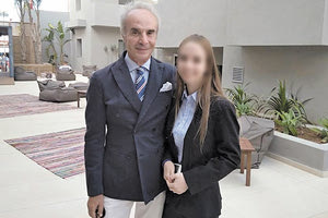 Οι δράστες έδεσαν τον κ. Λαμπρινό, τη σύζυγο και την κόρη τους