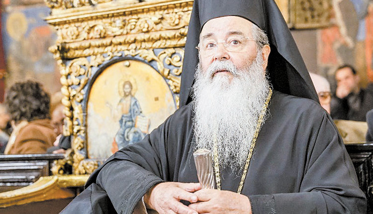 Δυστυχώς, ο σκοταδισμός συνεχίζεται στους κόλπους της Εκκλησίας της Ελλάδας. Ο μητροπολίτης Σερβίων και Κοζάνης, Παύλος, ανέφερε πως παλαιότερα δικαιολογούνταν «κοινωνικά» οι αμβλώσεις, γιατί οι κοπέλες πήγαιναν στα χωράφια για δουλειά και ένας «παλιάνθρωπος» τις βίαζε, αλλά τώρα «κυκλοφορούν ημίγυμνες στις πόλεις».