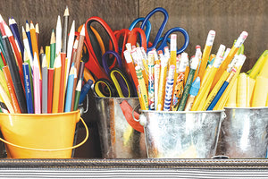 Προβληματισμένοι εμφανίζονται γονείς και εκπαιδευτικοί από τη χαλαρότητα των μέτρων που θα ισχύουν τη νέα σχολική χρονιά