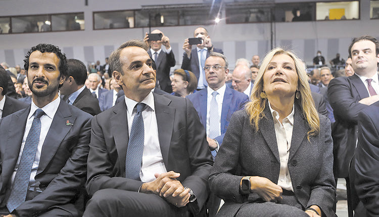 “Όχι” σε πρόωρες εκλογές, αλλαγή εκλογικού νόμου και ανασχηματισμό είπε ο πρωθυπουργός