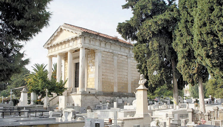 Από το κοιμητήριο του Αγίου Κωνσταντίνου θα ξεκινήσουν οι μαζικές κοπές δέντρων