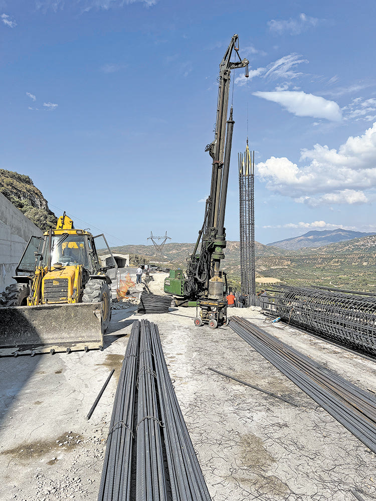 ΜΕΣΣΑΡΑ ΚΑΙΝΟΥΡΙΟΣ ΔΡΟΜΟΣ 