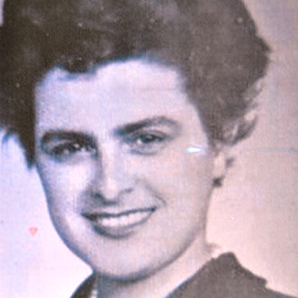 Η Νίνα Κωνσταντίνου Κουκλινού, διερμηνέας της Γερμανικής Αστυνομίας Ρεθύμνου τα κατοχικά χρόνια. (Πηγή: Εύα Λαδιά, Ρεθεμνιώτικα Νέα, 21 Αυγούστου 2019)