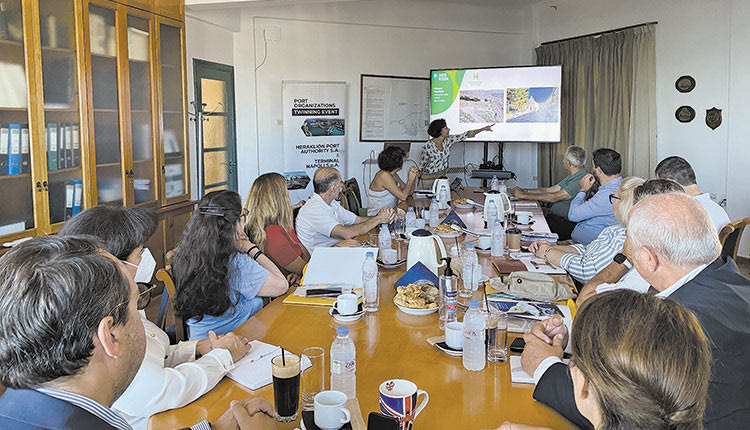 Από την παρουσίαση του Ηρακλείου ως ιστορικού, πολιτισμικού και γαστρονομικού προορισμού στα στελέχη κρουαζιέρας. 