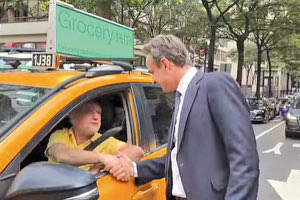 Εναν οδηγό ταξί από την Ελλάδα συνάντησε ο πρωθυπουργός Κυριάκος Μητσοτάκης κατά την άφιξή του στη Νέα Υόρκη