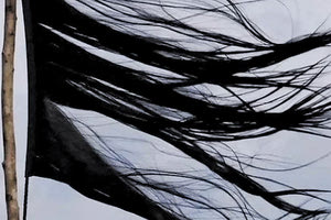 Οι γυναίκες του Ιράν το 1979 που γινόταν η Ισλαμική Επανάσταση φόρεσαν τις (απαγορευμένες τότε από το καθεστώς του Σάχη) μαντήλες και διαδήλωναν κατά των δυτικών προτύπων και της δυτικής παρέμβασης που τους επέβαλε το δυτικόφιλο καθεστώς.