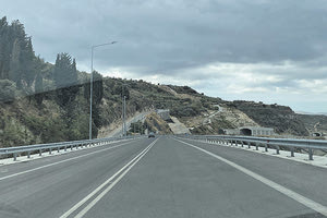 Ήταν φυσικό, μετά από έξι και πλέον μήνες καθυστερήσεων, οι πολίτες να έχουν αγανακτήσει για τον κλειστό νέο δρόμο Ηράκλειο – Μεσσαρά.