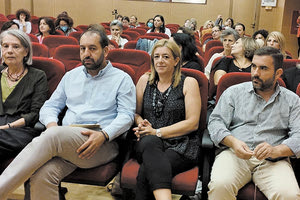 Η Βικελαία και το συνέδριο