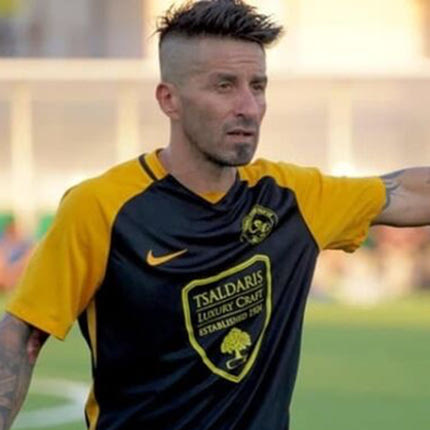 Δύο γκολ στο Κύπελλο ο μικρός Ρομάνο και ο μπαμπάς στα 42 του έγινε ο γηραιότερος ξένος που αγωνίστηκε στον θεσμό!