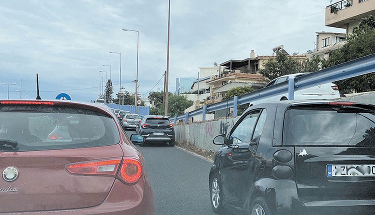 Κλειστό επί σχεδόν είκοσι ημέρες το ένα ρεύμα κυκλοφορίας του ΒΟΑΚ από Παπαναστασίου και για 1.500 μέτρα προς Γιόφυρο