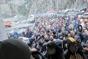 Δεν προλαβαίνουν  να μετράνε… φυγάδες στη Ρωσία!