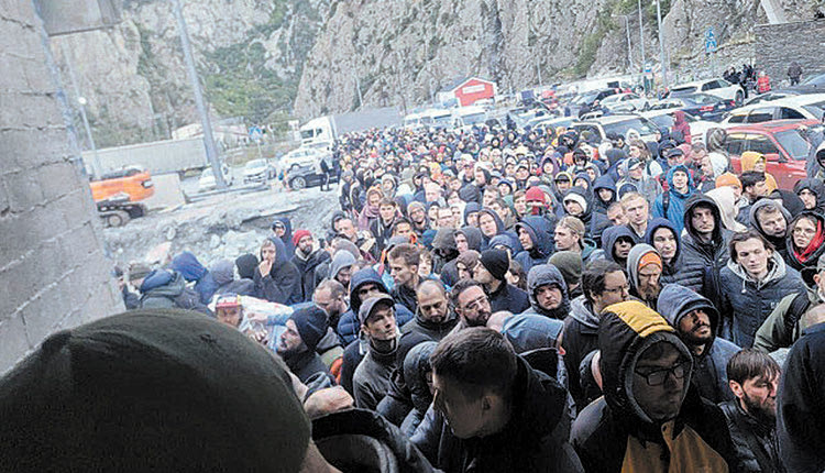 Δεν προλαβαίνουν  να μετράνε… φυγάδες στη Ρωσία!