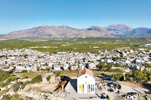 Συγκίνηση στην πρώτη λειτουργία της νέας εκκλησίας του Πρ. Ηλία