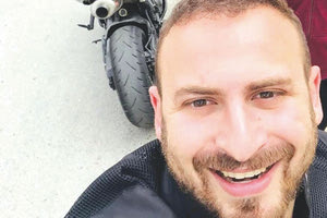 Ο άτυχος Γιώργος Παπαδάκης, θύμα του τροχαίου δυστυχήματος στη Μεσσαρά