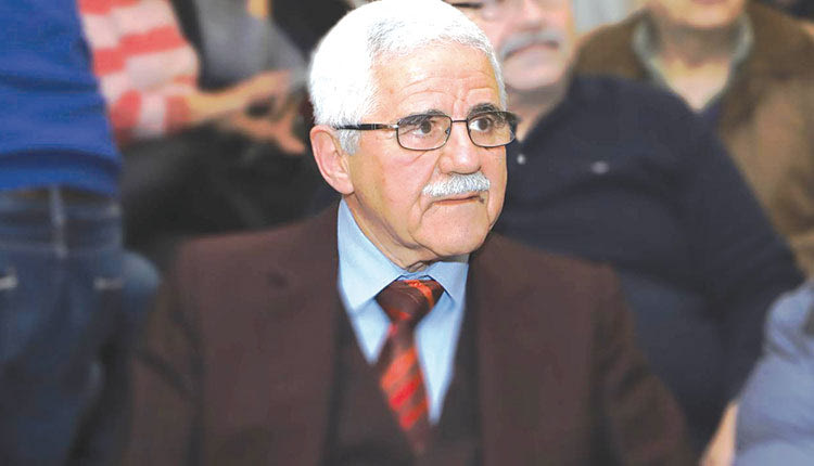 Ο αντιπρόεδρος Δημοτικής  Περιουσίας Μανόλης Βασιλάκης