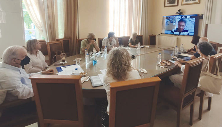 Στιγμιότυπο από παλαιότερη συνεδρίαση της διεπιστημονικής επιτροπής