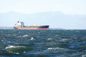 Έλληνες ναυτικοί σε ομηρεία στα δεξαμενόπλοια από ένοπλες δυνάμεις του Ιράν