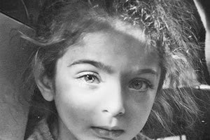 κθεση φωτογραφίας του Σταύρου Ζεμπίλη  "ΚΑΝΕΝΑΣ ΑΝΘΡΩΠΟΣ ΔΕΝ ΕΙΝΑΙ ΛΑΘΡΑΙΟΣ"