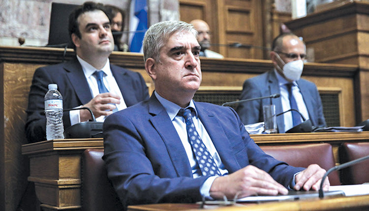 ο πρώην διοικητής της Εθνικής Υπηρεσίας Πληροφοριών, Παναγιώτης Κοντολέων
