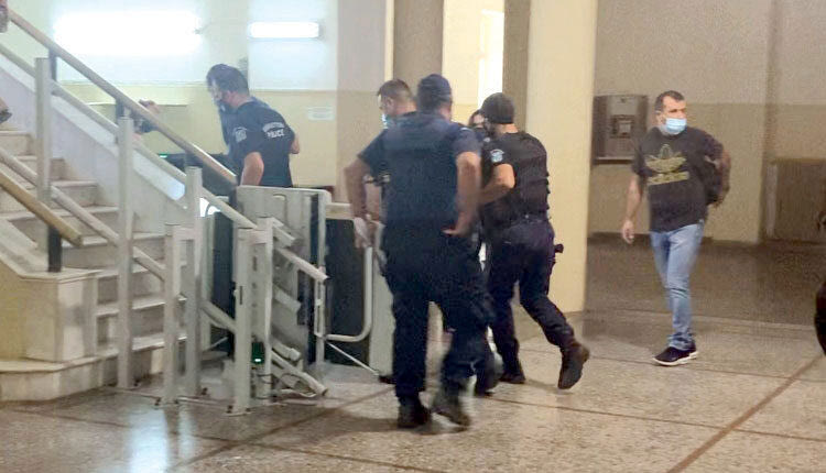 Η υπόθεση του αιματηρού περιστατικού σε ταβέρνα στις Άνω Γούβες