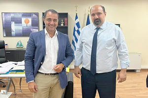 ο βουλευτής ΝΔ Ηρακλείου κ. Μάξιμος Σενετάκης με τον υφυπουργό Τριαντόπουλο