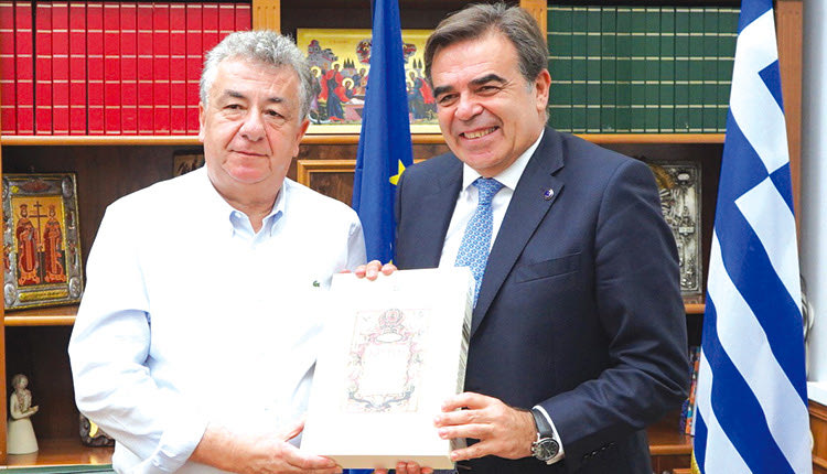 Από τη συνάντηση περιφερειάρχη και αντιπροέδρου Από τη συνάντηση περιφερειάρχη και αντιπροέδρου της Ευρωπαϊκής Επιτροπής Μαργαρίτη Σχοινά στην Κρήτη