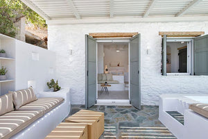 ΕΠΕΝΔΥΟΥΝ ΓΙΑ ΤΟΥΣ… ΔΥΣΚΟΛΟΥΣ ΧΕΙΜΩΝΕΣ: Ψάχνουν εξοχική κατοικία και όχι ενοικιαζόμενα δωμάτια