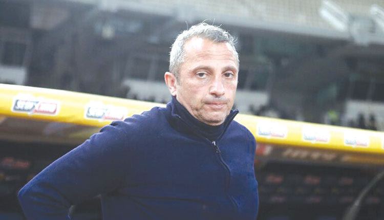 «Πρώτη φορά μας βγήκε το πλάνο» δήλωσε χθες ο Μεταξάς που ήταν σε δύσκολη θέση πριν το ματς και η νίκη του έδωσε παράταση ζωής στον πάγκο. Και πώς να μην του βγει αφού ο ΟΦΗ πιάστηκε αδιάβαστος και πήγε μόνος του και έπεσε στην παγίδα…  Ν.Μ.