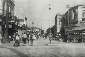 ΦΩΤΟΗΜΕΡΑΣ: Ο σημερινός πεζόδρομος της Δικαιοσύνης στο Ηράκλειο τη δεκαετία του ‘30