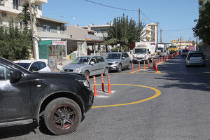 Δεν λύθηκε το πρόβλημα ούτε με τον κατ’ ευφημισμόν κόμβο