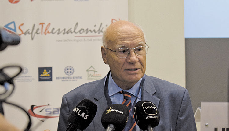 Ο Δρ. Γ. Παπαδόπουλος μιλά για την προετοιμασία των χωρών ενόψει ενός τσουνάμι
