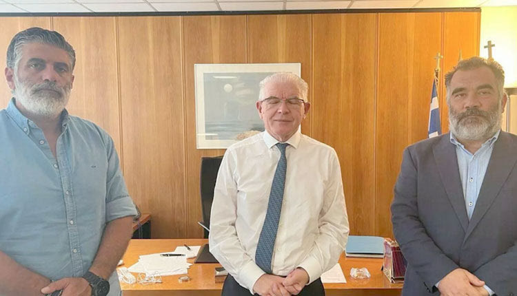 Στα κεντρικά γραφεία του ΕΛΓΑ βρέθηκε η διοίκηση της Ένωσης Ηρακλείου με τον πρόεδρό της Σταύρο Γαβαλά και τον αντιπρόεδρό της Μύρωνα Χιλετζάκη και συνάντησαν τον πρόεδρο Ανδρέα Λυκουρέντζο