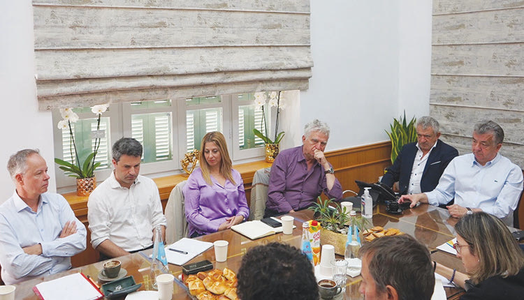  Στην Περιφέρεια εκπρόσωποι της Ευρωπαϊκής Τράπεζας Επενδύσεων και της Τράπεζας του Ευρωπαϊκού Συμβουλίου