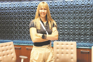 Η Μαρία Παπουτσάκη που θα εργαστεί στο Μουντιάλ