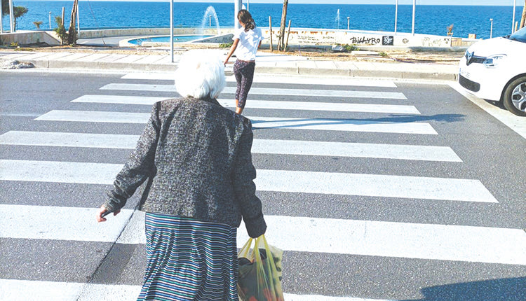 φαναρια στην παραλιακη