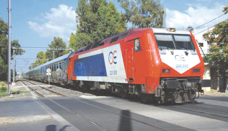 ΜΕ ΑΦΕΤΗΡΙΑ ΣΗΜΑΝΤΙΚΗ ΗΜΕΡΙΔΑ ΣΤΟ ΗΡΑΚΛΕΙΟ Προσπαθούν να βάλουν στις ράγες το μέσο σταθερής τροχιάς