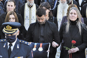 η οικογένεια του πρόωρα χαμένου Ολυμπιονίκη Αλέξανδρου Νικολαΐδη