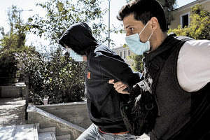 Έφτασαν τις 6 οι συλλήψεις στην υπόθεση του Κολωνού