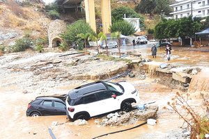 Μεγάλες ζημιές υπέστη και το Παλαιόκαστρο