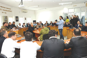 Από την σύσκεψη στο Δήμο Μαλεβιζίου