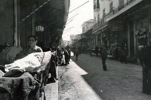 ΦΩΤΟΗΜΕΡΑΣ: Στην αγορά του Ηρακλείου το 1935.