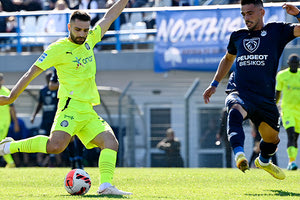 Ο Τοράλ σε μία προσπάθειά του στη χθεσινή αναμέτρηση