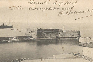 ΦΩΤΟΗΜΕΡΑΣ: Το λιμάνι του Ηρακλείου φωτογραφημένο το 1903 από τον Μπεχαεντίν. Φέρει και την υπογραφή του.