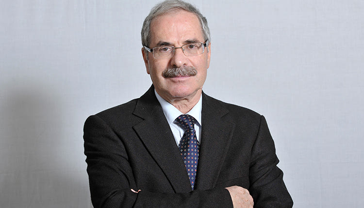 Η ΣΥΓΚΙΝΗΣΗ ΤΟΥ ΧΡ. ΧΑΡΑΛΑΜΠΑΚΗ: Από τα δύσκολα παιδικά χρόνια στην Ιεράπετρα…”αθάνατος”!